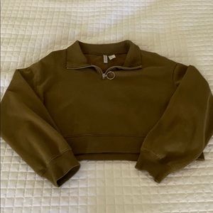 H&M Cropped, half zip sweatshirt